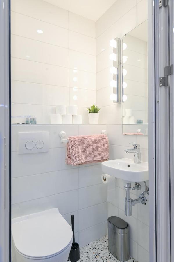 Cosy And Stylish Studio Next To Sofia's Central Market Hall *